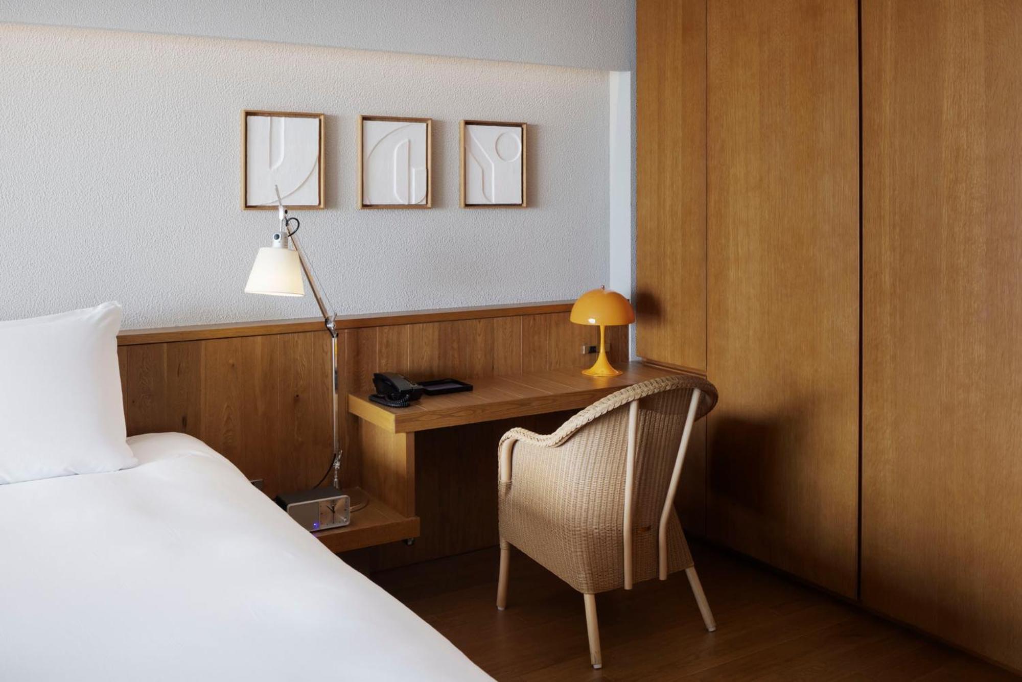 Southwest Grand Hotel Naha Bagian luar foto